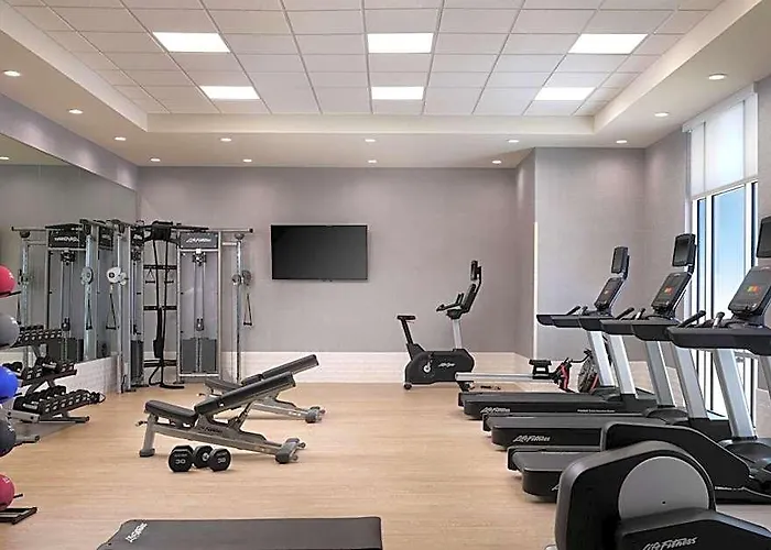Hotel Four Points By Sheraton 3*