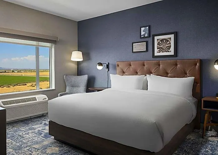 Four Points By Sheraton Hotel 3*